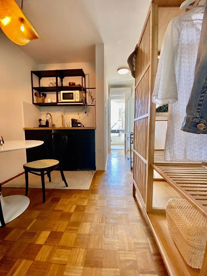 Modern Couples Coastal Getaway Mm Διαμέρισμα Crikvenica