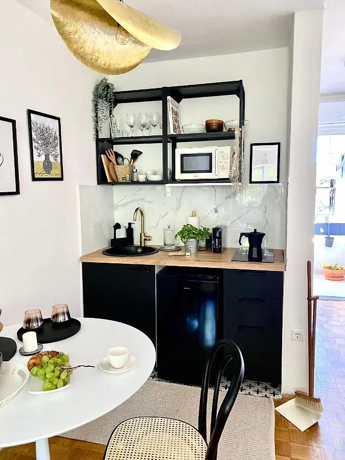 Modern Couples Coastal Getaway Mm Διαμέρισμα Crikvenica 0*,  Κροατία